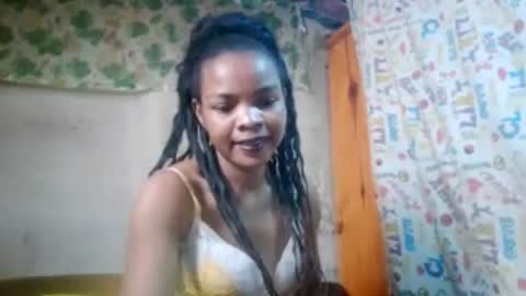 Nayla online show from June 16, 11:02 am