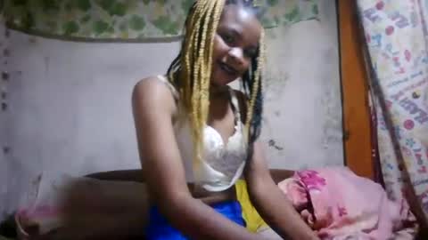 Nayla online show from June 28, 12:33 pm