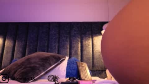 Juli  online show from November 20, 11:21 am