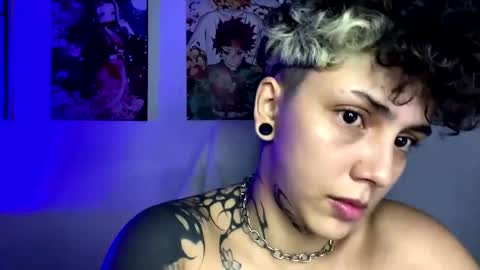 Snapshot of nazzz10 chatting on November 30, 2:59 am nazzz10 online show from November 30, 2:59 am