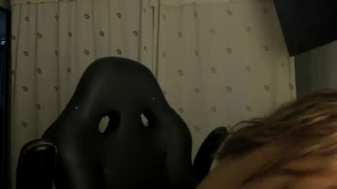 nazzz10 online show from June 26, 11:36 am