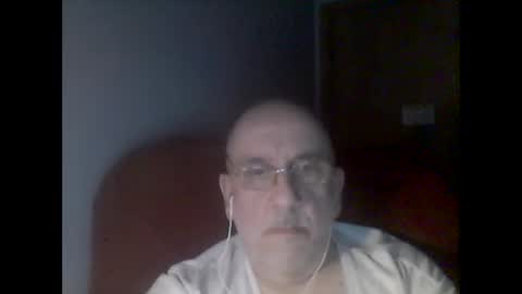 Tom online show from January 12, 1:11 am