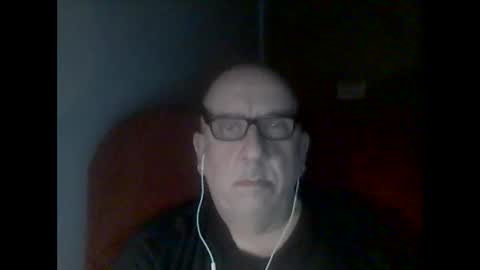 Tom online show from February 2, 12:40 am