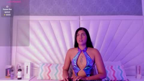 neereth online show from January 6, 8:45 pm