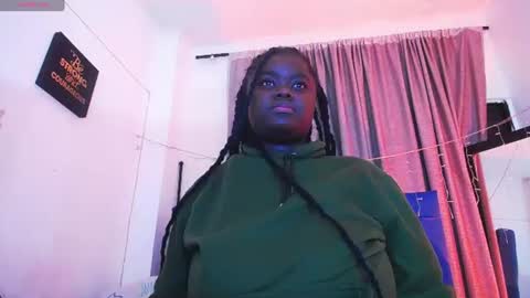 Snapshot of neighbor_ebony chatting on June 22, 3:58 am CHIKY online show from June 22, 3:58 am