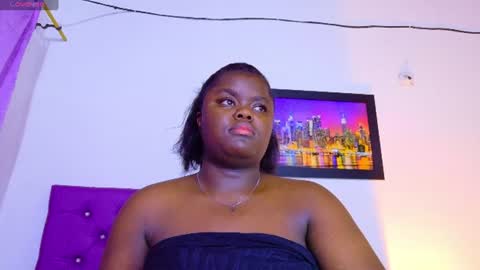 Snapshot of neighbor_ebony chatting on July 16, 3:01 am CHIKY online show from July 16, 3:01 am
