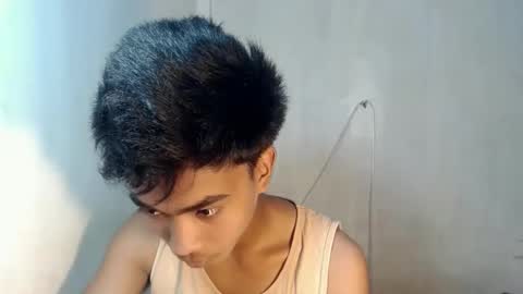 neil_asian69 online show from November 26, 4:13 am