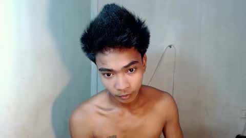 neil_asian69 online show from November 27, 2:52 pm