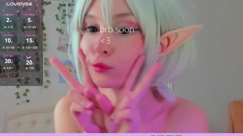 Snapshot of neko_kitsune chatting on December 27, 2:33 pm neko_kitsune online show from December 27, 2:33 pm