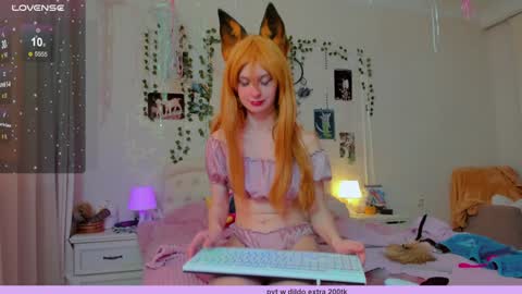 Snapshot of neko_kitsune chatting on February 4, 1:27 pm neko_kitsune online show from February 4, 1:27 pm