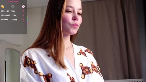 Snapshot of neldaaskins chatting on January 21, 1:08 am Lana online show from January 21, 1:08 am