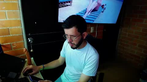 nelher476 online show from May 10, 1:16 pm