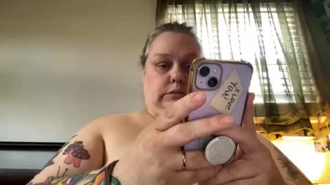 Nellie Atlas online show from May 20, 3:51 pm