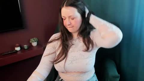 Snapshot of nelliebev chatting on May 10, 2:44 pm Nellie online show from May 10, 2:44 pm