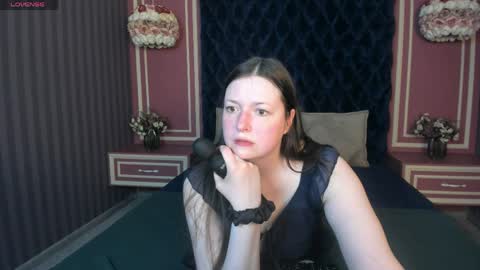 Snapshot of nelliebev chatting on May 15, 4:58 pm Nellie online show from May 15, 4:58 pm