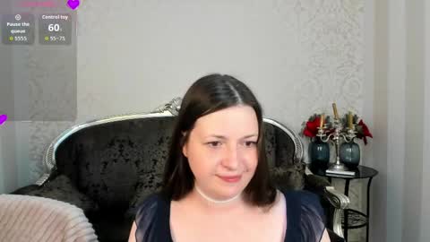 Snapshot of nelliebev chatting on June 10, 1:32 pm Nellie online show from June 10, 1:32 pm