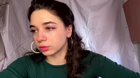 Snapshot of nelliezhu chatting on April 8, 10:15 am Angelihee online show from April 8, 10:15 am