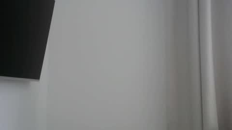 Snapshot of nelly_fortu chatting on February 19, 11:06 am nelly_fortu online show from February 19, 11:06 am