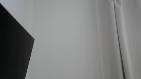 Snapshot of nelly_fortu chatting on February 20, 11:00 am nelly_fortu online show from February 20, 11:00 am