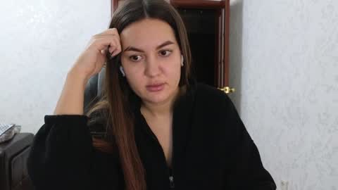 Nelly online show from January 12, 1:27 pm