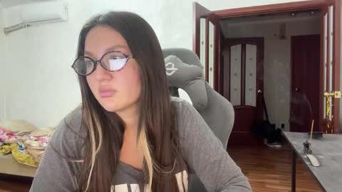 Nelly online show from February 21, 8:27 pm