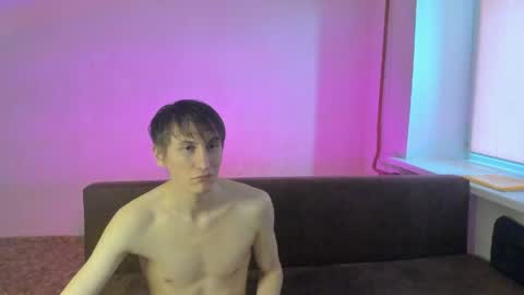 Alex online show from April 3, 6:44 am