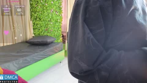 Salome Nena cupcake online show from February 16, 11:06 am