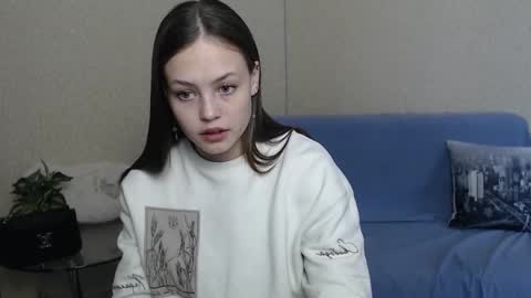 Snapshot of nensi_sweet chatting on February 20, 8:17 am nensi_sweet online show from February 20, 8:17 am
