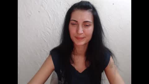 Nensy online show from November 15, 9:00 pm