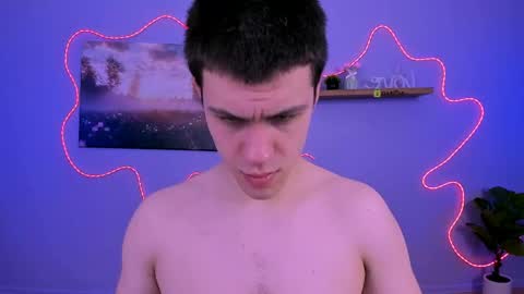 neo_raze_ online show from April 16, 6:41 pm