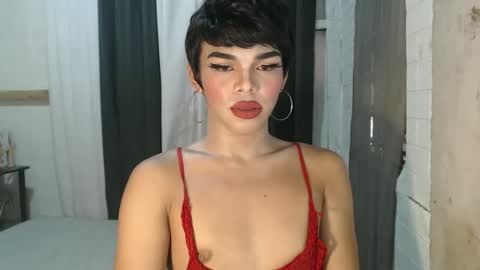 neomi online show from November 11, 6:57 am