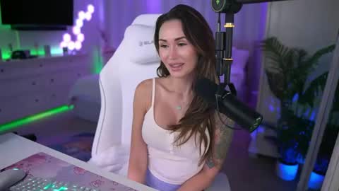 Snapshot of neomotoko chatting on November 11, 10:54 pm Sasha West online show from November 11, 10:54 pm