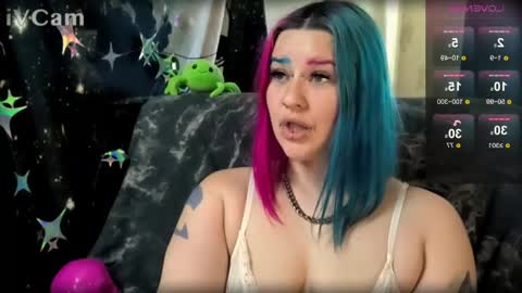 Snapshot of neon_baddie chatting on May 8, 2:00 pm Ada online show from May 8, 2:00 pm