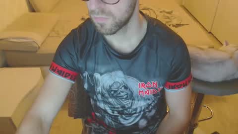 Snapshot of nerchia_89 chatting on October 17, 5:15 pm Nerchia89 online show from October 17, 5:15 pm