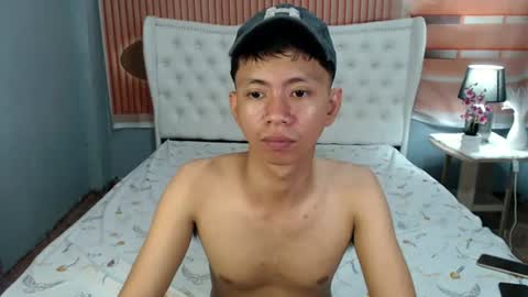 Ethan online show from August 3, 4:33 am