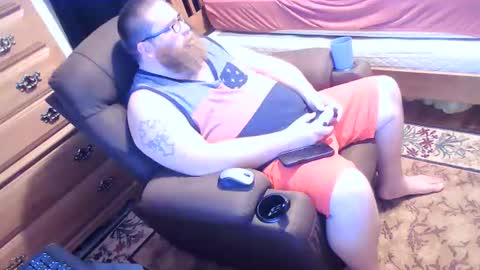 Snapshot of nerdychub4fun chatting on February 15, 2:41 am nerdychub4fun online show from February 15, 2:41 am