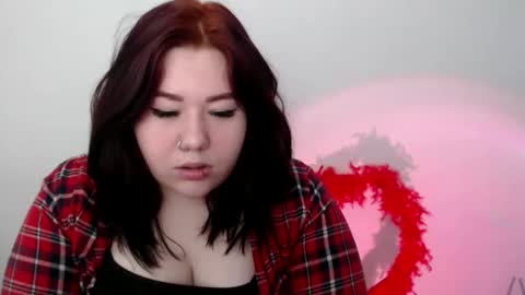 nereia online show from May 5, 7:27 am
