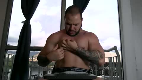 neron XXL online show from December 21, 11:01 pm