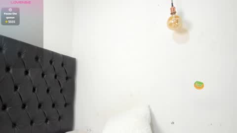Snapshot of nery_margunez chatting on December 27, 1:22 am Nery online show from December 27, 1:22 am