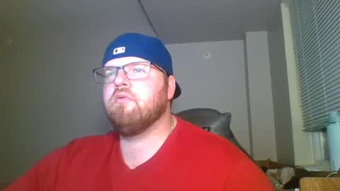 Snapshot of nessie_005 chatting on December 4, 7:39 am Nessie 005 online show from December 4, 7:39 am