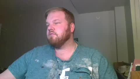 Snapshot of nessie_005 chatting on February 20, 5:12 am Nessie 005 online show from February 20, 5:12 am