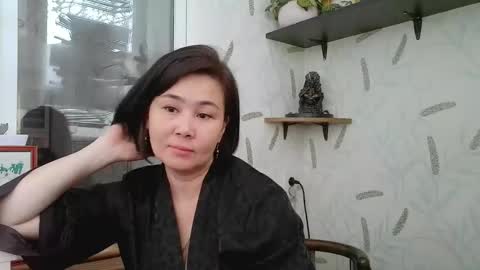 Nettie Allie online show from December 18, 9:04 am