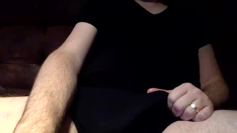 Snapshot of neu242gierig chatting on December 14, 7:29 am Neu242Gierig online show from December 14, 7:29 am