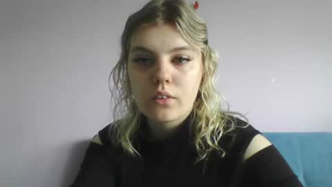 Snapshot of never_enoughh chatting on July 10, 6:17 am never_enoughh online show from July 10, 6:17 am