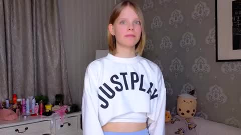 Snapshot of new__star chatting on March 4, 5:30 pm Aster online show from March 4, 5:30 pm