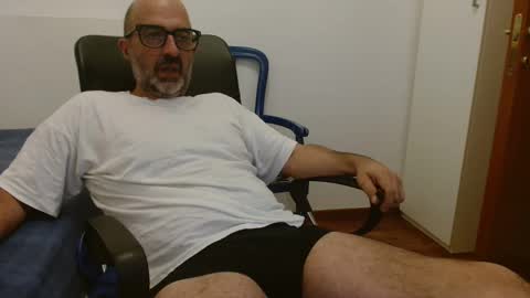 simi online show from September 28, 4:18 am