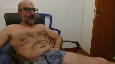 simi online show from September 29, 6:24 pm