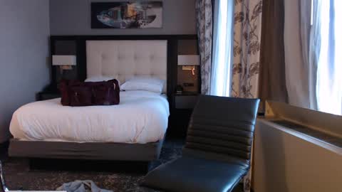 Jordan   online show from March 12, 10:07 pm