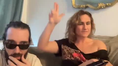 Snapshot of newchases chatting on October 6, 9:12 pm Landon Stazia online show from October 6, 9:12 pm