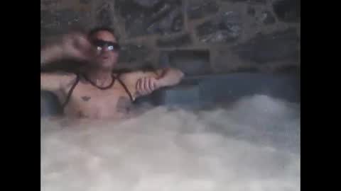 Snapshot of newfun11 chatting on February 3, 11:47 pm newfun11 online show from February 3, 11:47 pm